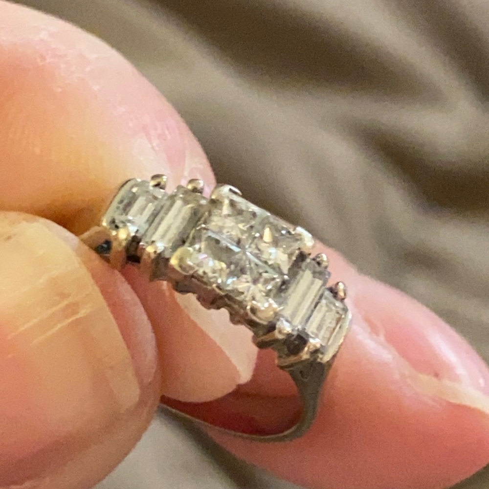 Selling my white gold diamond ring